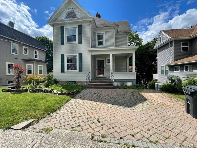 Primary Photo - 21 Gladstone Ave