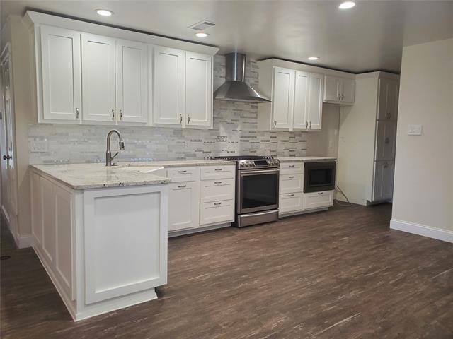 Building Photo - 1805 Roxton Ct