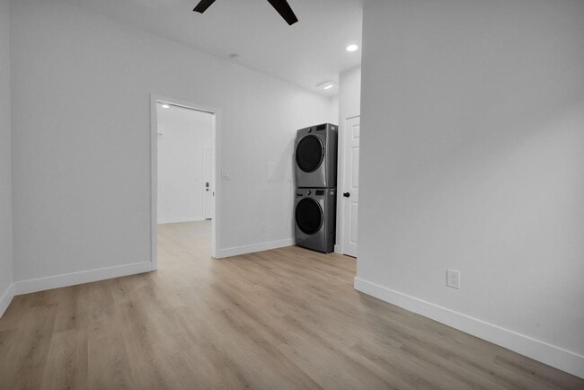 Building Photo - 4554 North Ave