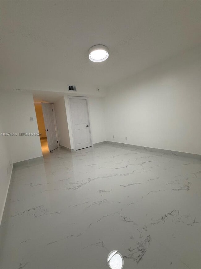 Building Photo - 15781 SW 106th Terrace