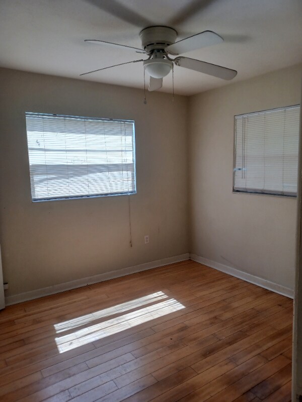 Building Photo - 1334 24th St