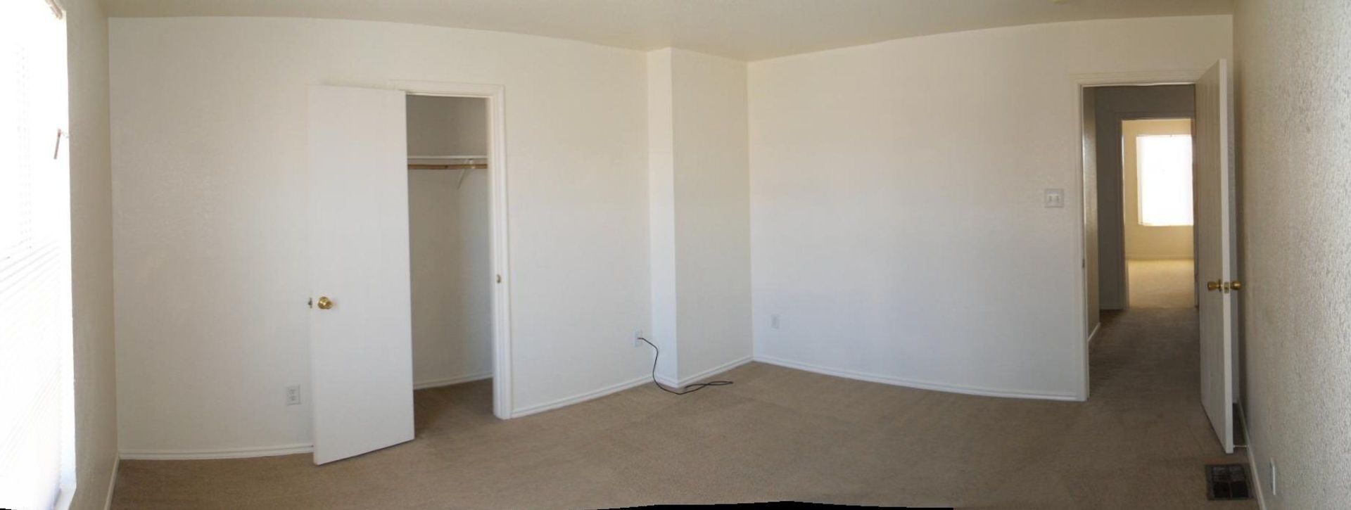 Building Photo - 4411 Jeff Scott Dr