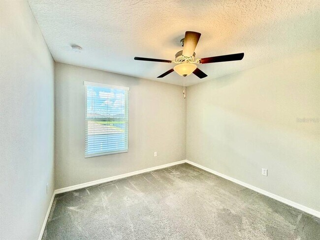 Building Photo - 1036 Royal Empress Dr