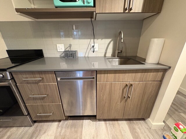 Building Photo - 1495 Vrain St