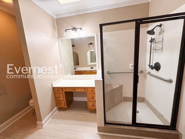 Building Photo - 1200 Berwick Rd