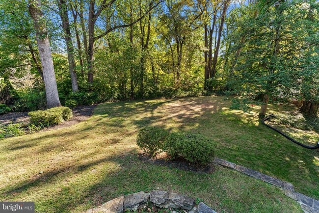 Building Photo - 8511 Beech Tree Rd