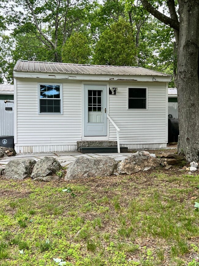 Rural neighborhood, 1960s mobile home with addition - 349 Brickett Hill Rd