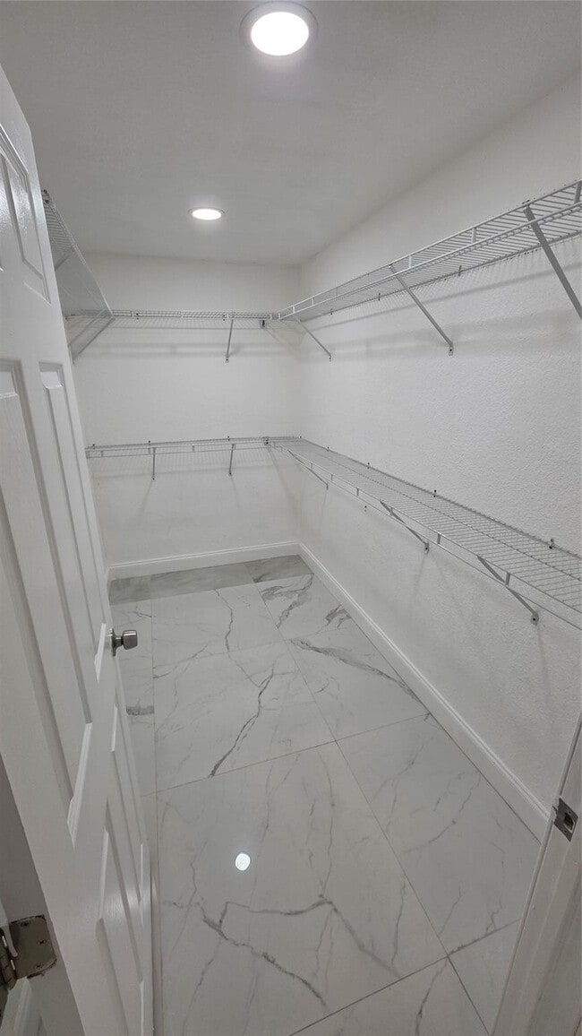 Building Photo - 5332 NW 18th St