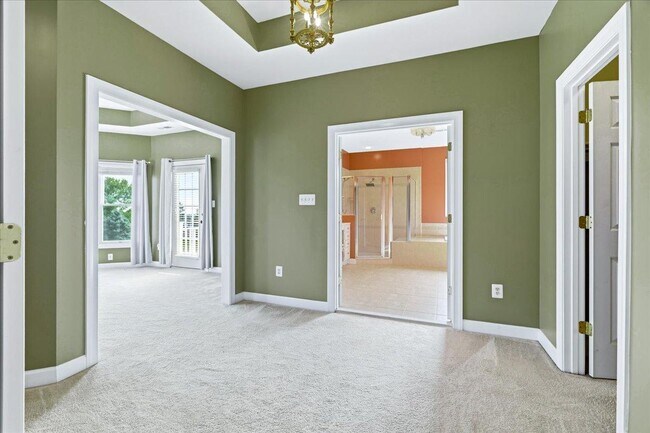 Building Photo - 6110 Holter Rd