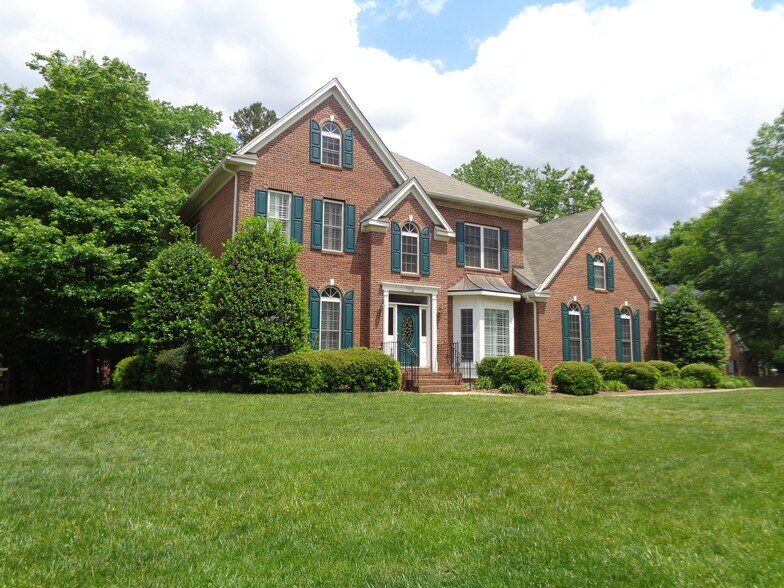 Primary Photo - 7127 Weddington Brook Dr