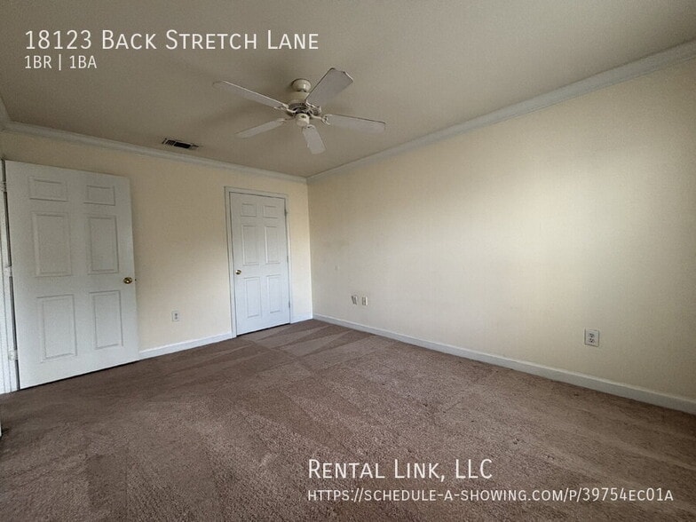 Building Photo - 18123 Back Stretch Ln