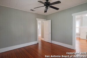Building Photo - 1026 Kayton Ave