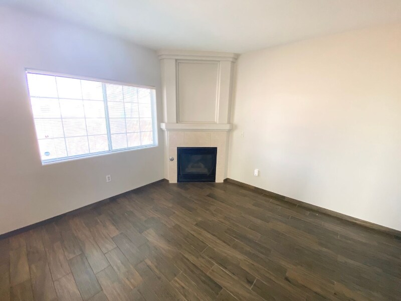 Building Photo - 1881 W Alexander Rd