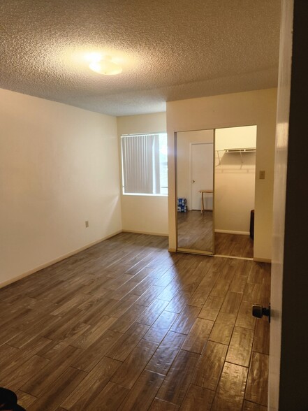 Building Photo - 485 SW 113th Way