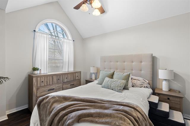 Building Photo - 14584 Evergreen Ct