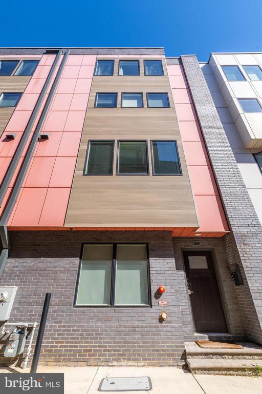 Building Photo - 609 N Galloway St