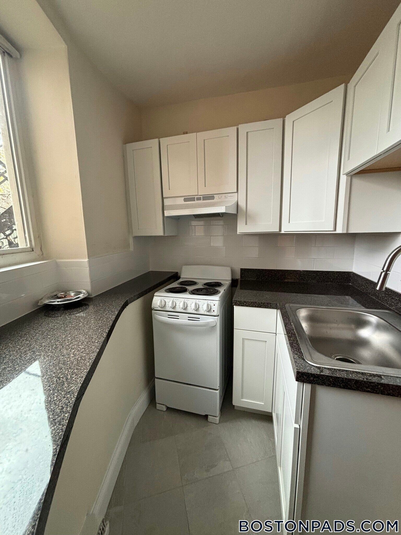 Building Photo - 20 Armington St