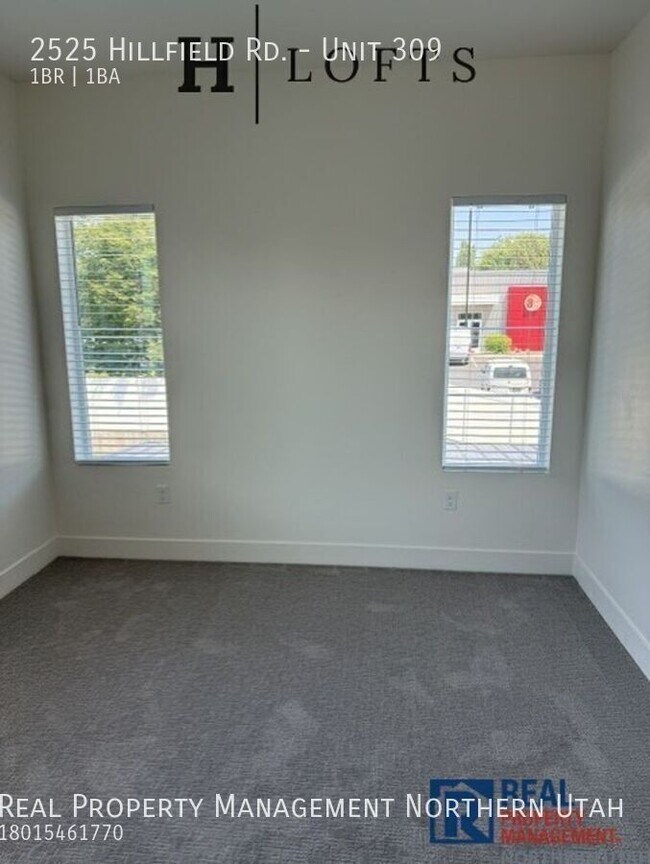 Building Photo - 2525 Hillfield Rd.-Unit 309