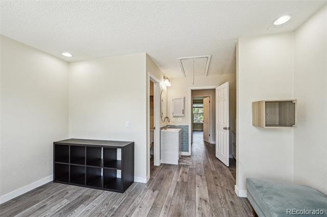 Building Photo - 1732 S Blackhawk Way