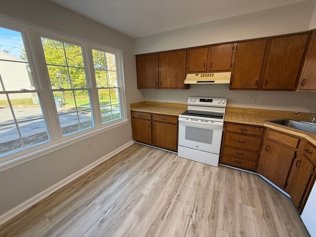 Building Photo - New Paint and Flooring, Near NSWC Base