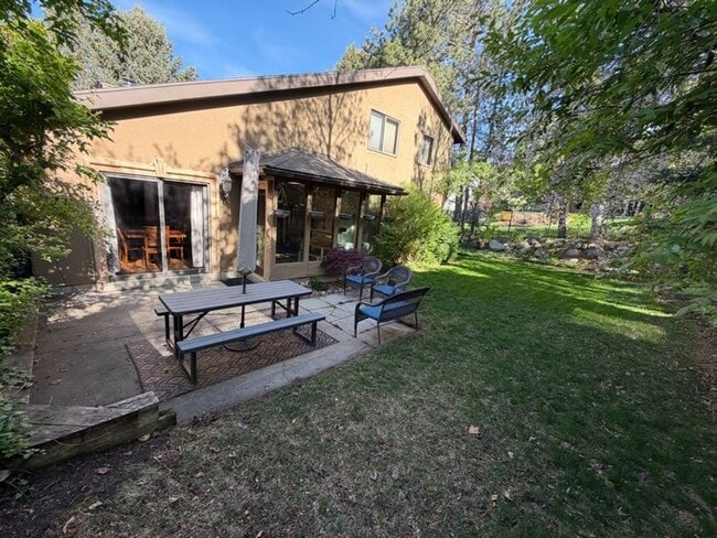 Building Photo - Beautiful Bountiful Home Near Temple & Mueller Park – Prime Location