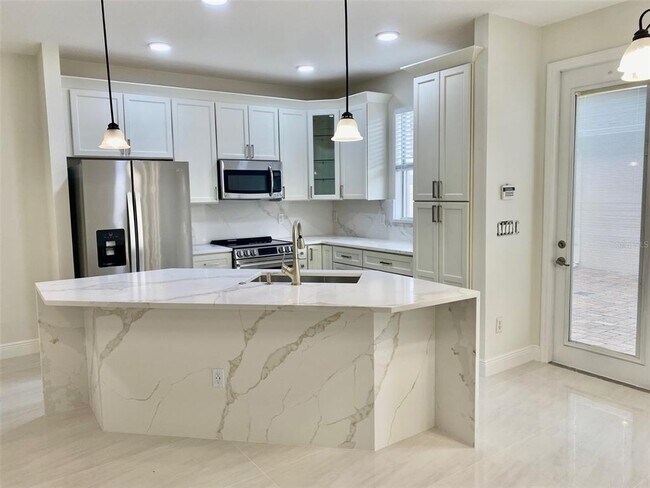 Building Photo - 14547 Pleach St