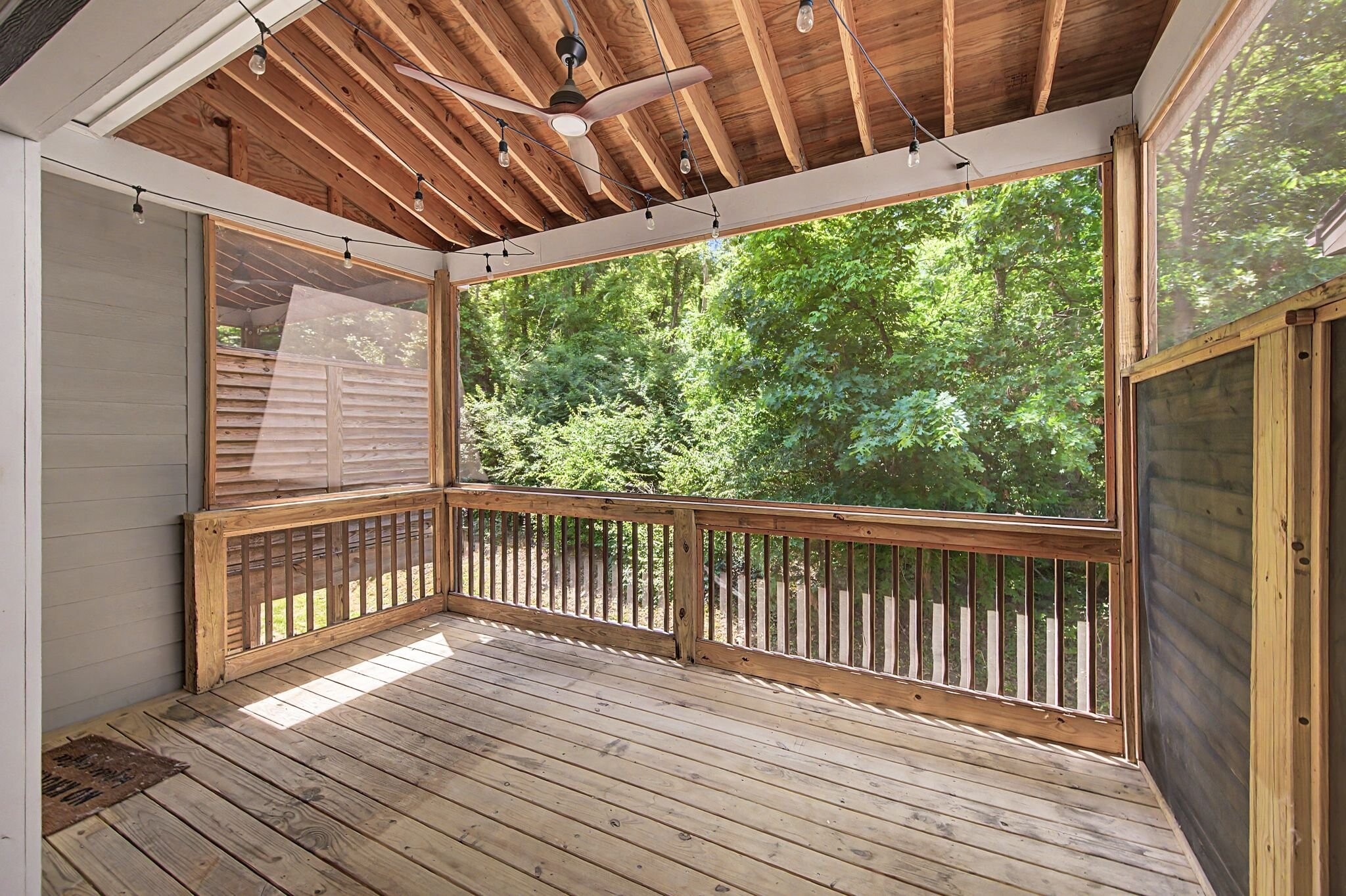 Building Photo - 221 Stonecrest Cir