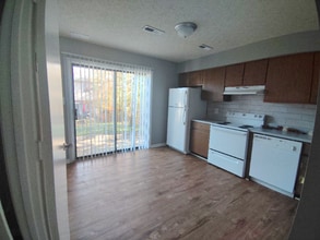 Building Photo - 22 Fonda Dr