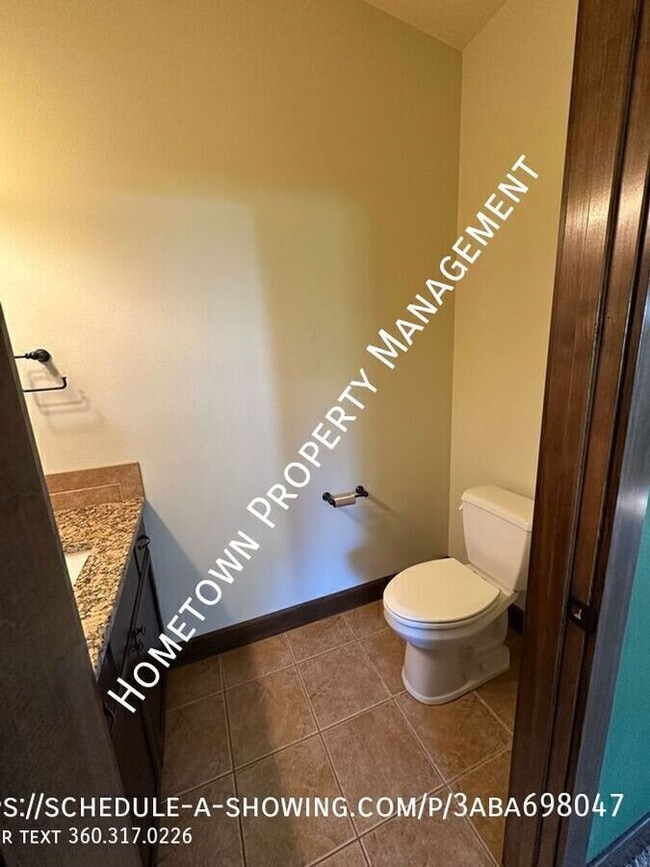 Building Photo - 4047 Legacy Dr NE