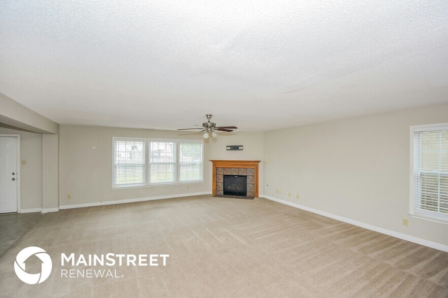 Building Photo - 8208 Firefly Way