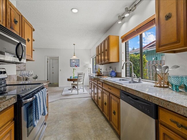 Building Photo - 3616 SW 325th St