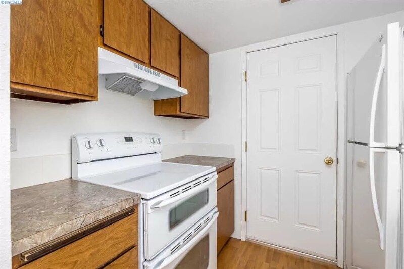 Building Photo - 3720 W Leola St