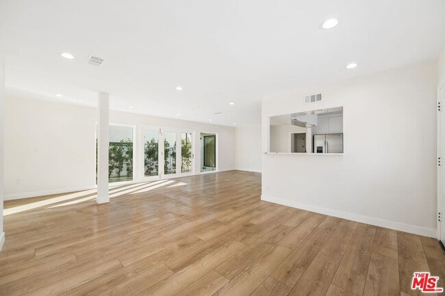 Building Photo - 6266 Etiwanda Ave