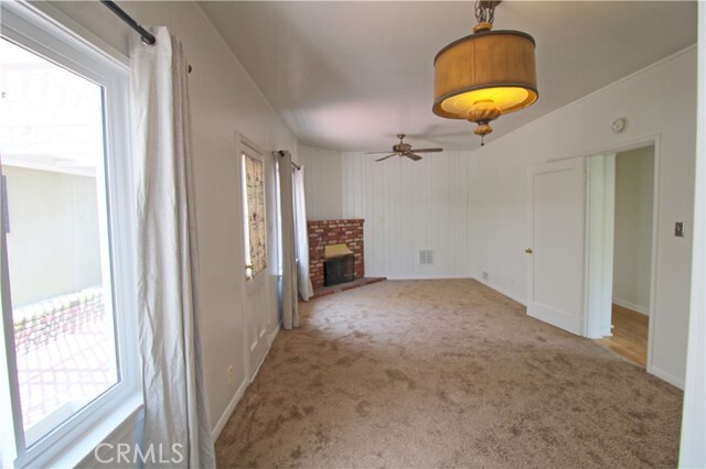 Building Photo - 3208 N Arrowhead Ave