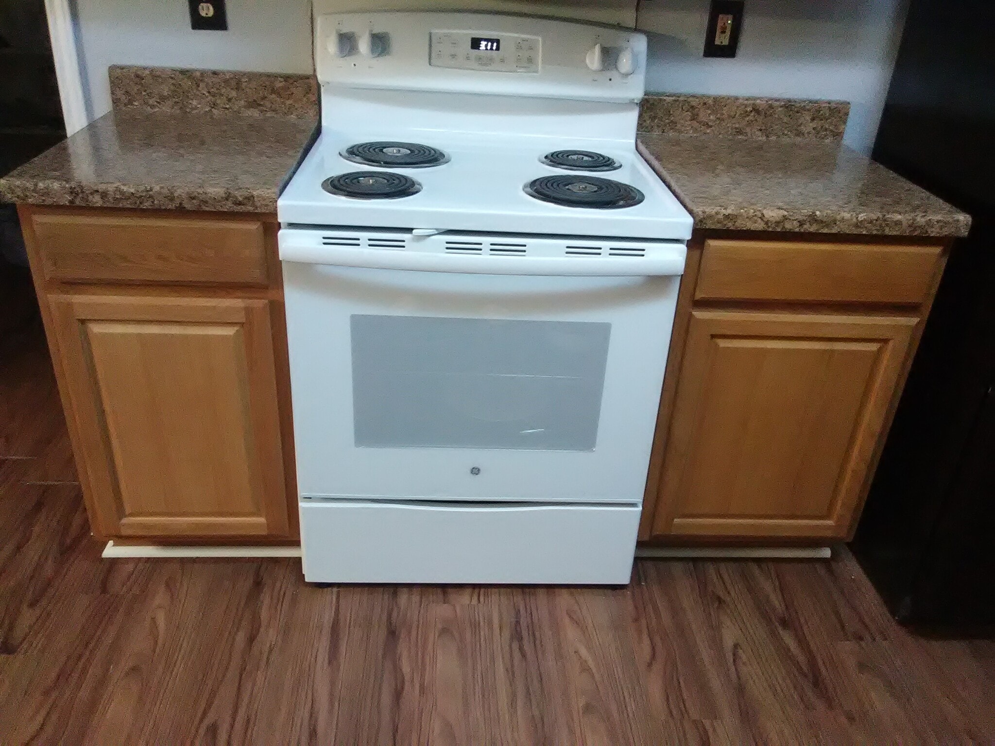 Building Photo - 8119 Stagwood Hl