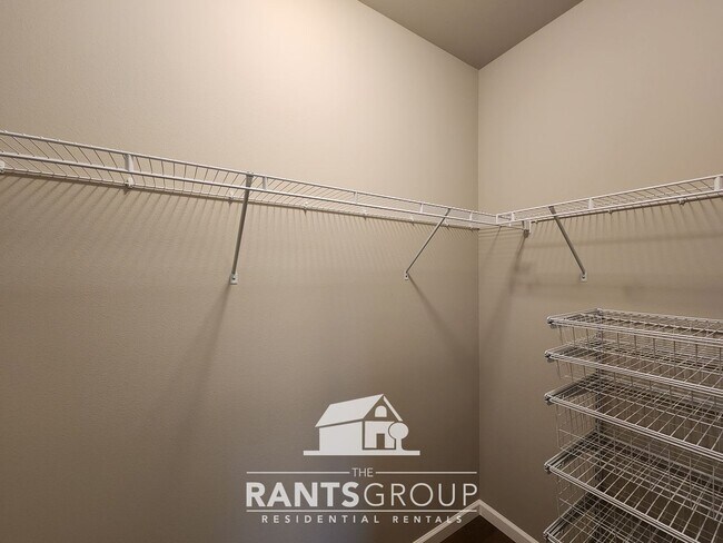 Building Photo - Single-Story 1,915 sq. ft. Home with 2-Car...