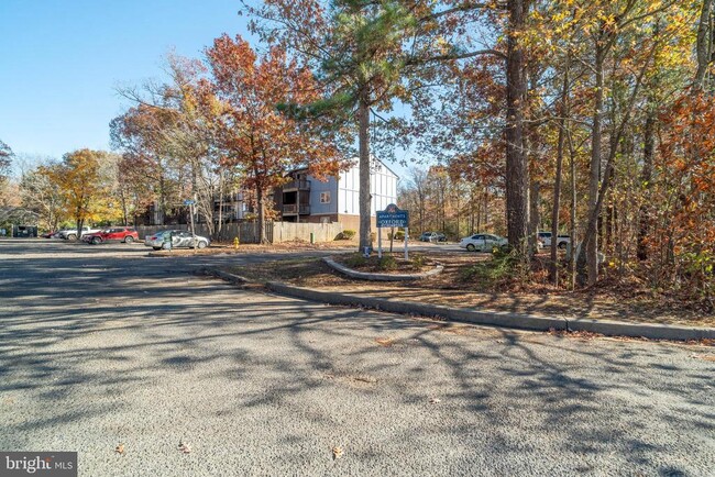 Building Photo - 22028 Oxford Ct