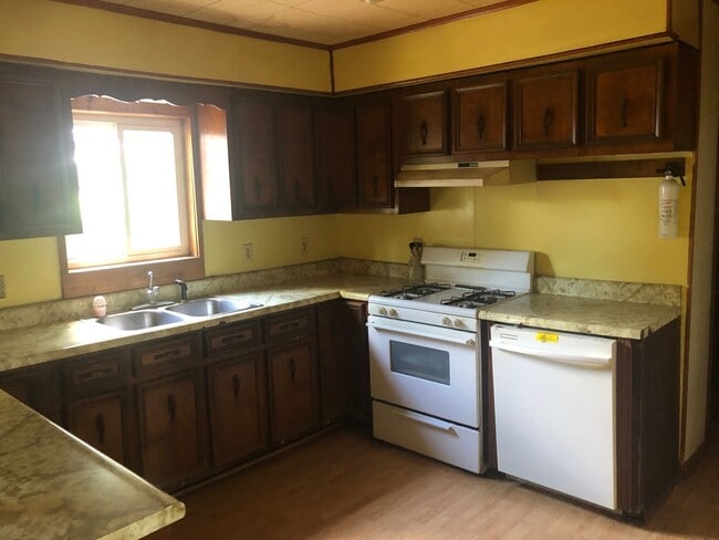 Building Photo - 14062 MO-53
