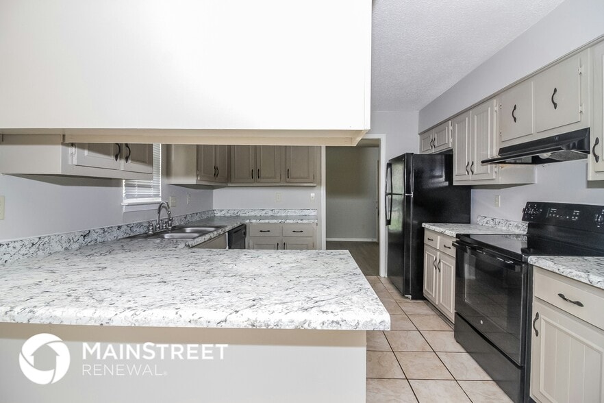 Building Photo - 4405 Indian Trail Dr