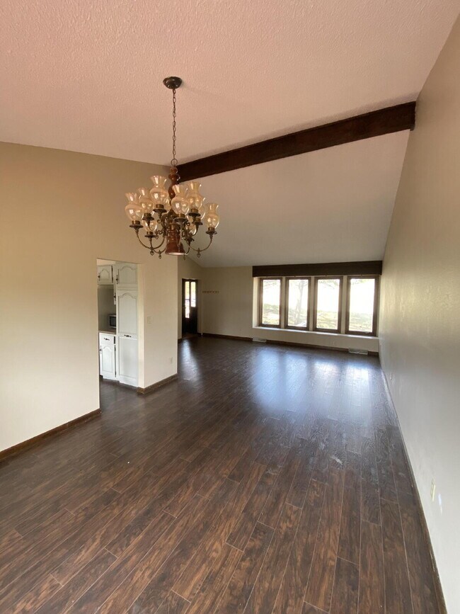 Building Photo - "Spacious 4-Bedroom Haven with 4 Full Baths in Charming Parker, CO - 2,952 Sq. Ft. of Comfort Awa...