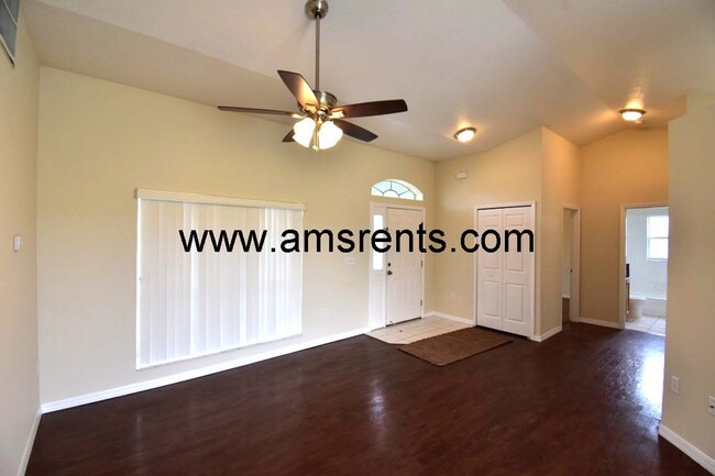 Building Photo - Charming 3 bedroom house in Kissimmee