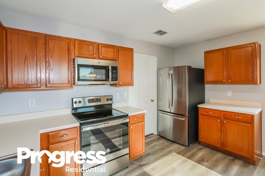Building Photo - 3343 Lipizzan Dr
