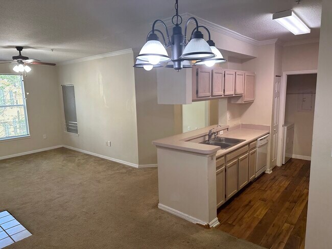 Building Photo - 5612 Pinnacle Heights Cir