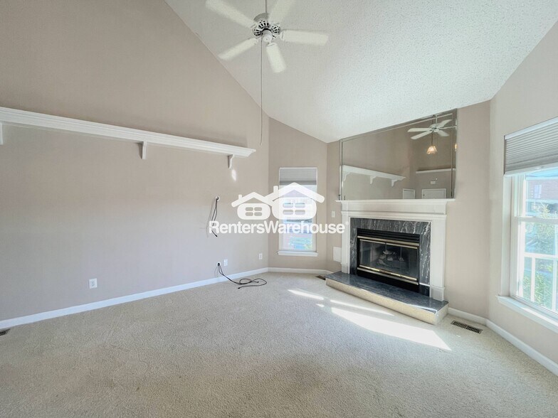 Building Photo - 2304 Beach Haven Dr