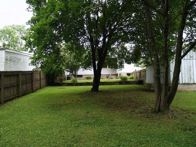 Building Photo - Pre-Leasing Now for Fall Semester 2026