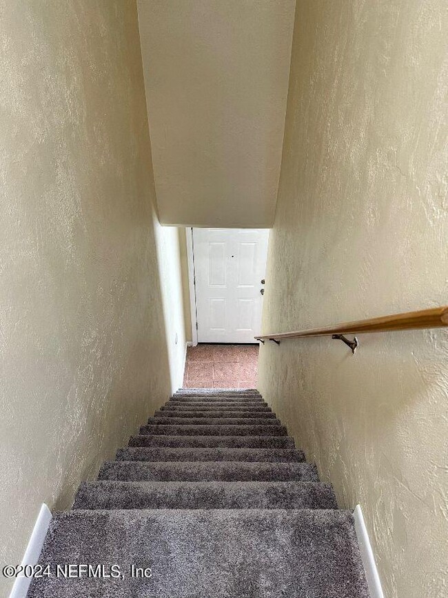 Building Photo - 60 Masters Dr