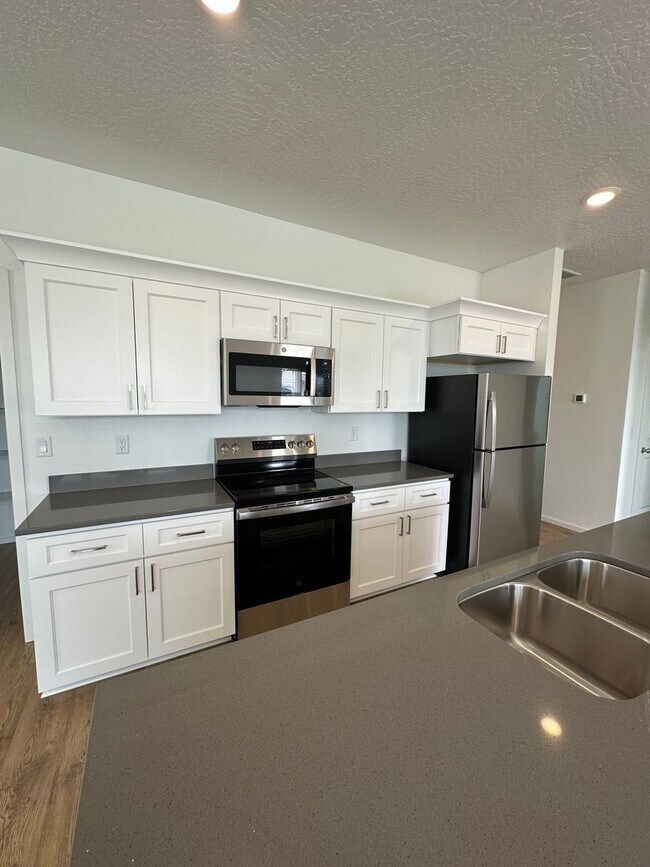 Building Photo - 5276 E Antares Ln