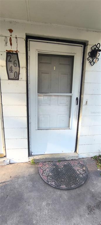 Building Photo - 2640 SW 31st Pl