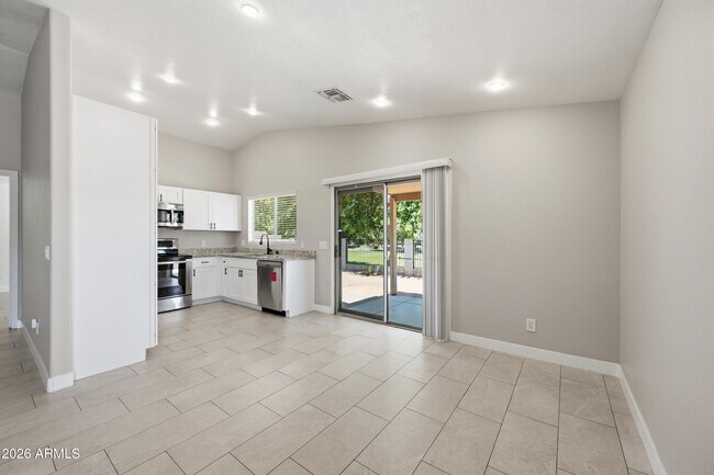 Building Photo - 1616 E Desert Ln