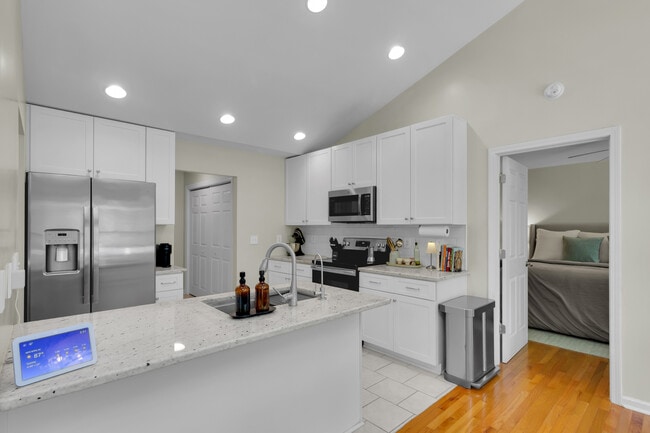 Building Photo - 107 Sandpiper Ct